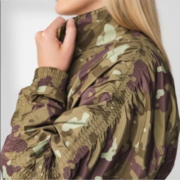 Vitality Ethos Jacket in Woodland Size Small NEW - Picture 3 of 9